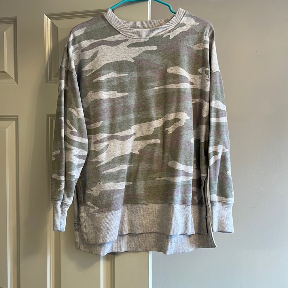 Aerie crew neck